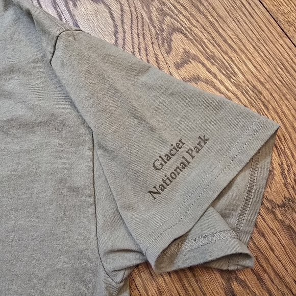 Smokey Bear Graphic T Shirt Glacier National Park Nature Tee - Picture 2 of 7